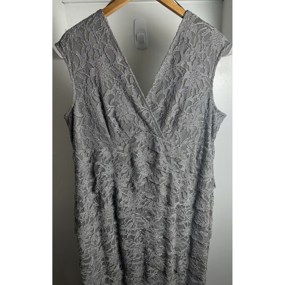 Jessica Howard Mother of Bride Long Gown Size 16W Gray Scallops Lace Rhinestone - Picture 2 of 16